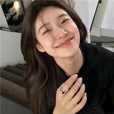世界上最快乐的女孩